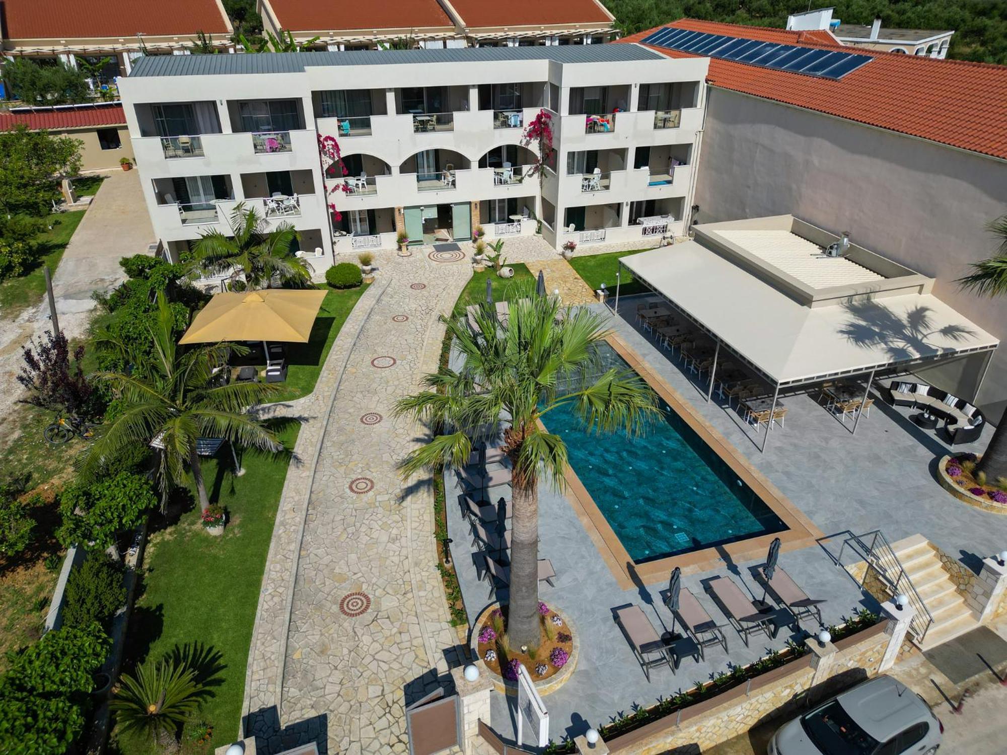 Remezzo Studios & Apartments Amoudi Extérieur photo