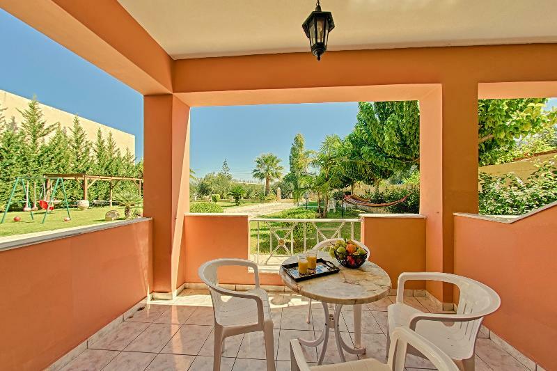 Remezzo Studios & Apartments Amoudi Extérieur photo